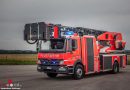 Bayern: Drehleiter-Fahrer entdeckt beginnenden Autobrand und bekämpft diesen