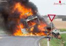 Oö: Lkw und Pkw nach Unfall in St. Florian in Flammen: Autolenker verbrennt im Wrack (+Video)