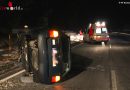 Nö: Auto bei Unfall in Gaming am Dach gelandet