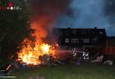 Deutschland: Schwierige Brandbekämpfung an laubenartigen Hausanbau in Hilden