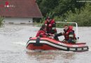 Bayern: Feuerwehr und Rettungsdienst bergen tote Frau aus Saalach-Wehr
