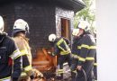 Oö: Flämmarbeiten → Pavillon geriet in Brand → zwei Ischler Wehren im Einsatz