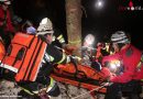 Stmk: Feuerwehr und Bergrettung beüben Personenrettung aus Steilgelände