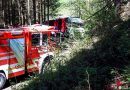 Stmk: Sattelschlepper-Bergung auf Forstrecke in 900 Metern Seehöhe