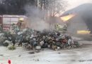 Stmk: Lkw-Lenker kam mit brennender Müllladung zum Feuerwehrhaus