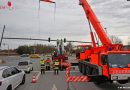 Bayern: Kran- und Drehleiter-Einsatz bei Abbau einer Ampelanlage in München