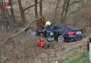 Oö: Drei Verletzte bei Pkw-Unfall mit fünf Fahrzeugen in Offenhausen