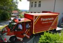 Bayern: Gerätewagen Logistik bei der Feuerwehr Otterskirchen-Stetting gesegnet