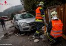 Nö: Lautstarker Gasaustritt nach Verkehrsunfall in Pottenstein