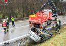 Oö: Fahrzeugbergung auf der B124 in Pegarten