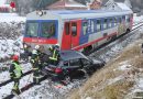 Oö: Auto in Sattledt von Zug erfasst und mitgeschliffen