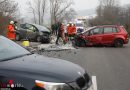 Oö: Mehrere Verletzte bei Verkehrsunfall mit vier Pkw in Schlüßlberg