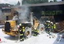 Ktn: Brennender Radlader in Holzbetrieb in St. Georgen am Längsee