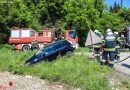 Stmk: Autos bei Verkehrsunfall in Straßengraben geschleudert