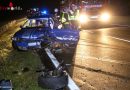 Oö: Vier Autos in Crash auf der Pyhrnpass Straße in Thalheim bei Wels verwickelt, Baum stürzt auf Auto