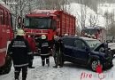 Nö: Eingeklemmter Autolenker nach Kollision mit Lkw auf der B 20 bei Türnitz