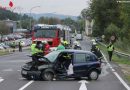 Oö: Lenkerin nach Unfall in Walding in Auto eingeklemmt