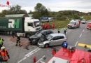 Oö: Zwei Leichtverletzte bei Kreuzungsunfall in Wallern