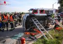 Oö: Pkw-Lenkerin nach Verkehrsunfall in Wels aus Fahrzeug befreit