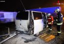 Oö: Brand eines abgestellten Transporters in Wels