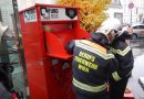 Wien: Feuerwehr befreit Mann aus Container für Fundgegenstände