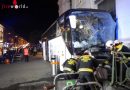 Wien: Fahrerloser Reisebus rollt über Gürtel und prallt in U-Bahnstation