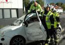 Nö: Lenkerin nach Verkehrsunfall in Wiener Neudorf im Fahrzeug eingeschlossen