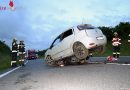 Oö: Verkehrsunfall mit eingeklemmte Person auf der B309 in Dietach