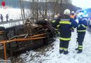 Oö: Lenker bei Unfall auf der Mühlkreisautobahn im Fahrzeug eingeklemmt