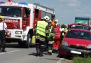 Nö: Pkw kommt von der Fahrbahn ab und prallt gegen eine Böschung