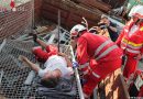 Oö: Feuerwehr und Rotes Kreuz üben in einer Schmiede