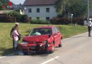 Oö: Feuerwehr Leonstein nach Verkehrsunfall im Bergungseinsatz