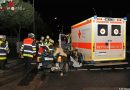 D: Rettungswagen kollidiert mit Pkw