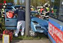 D: Pkw-Lenkerin nach Unfall mit Straßenbahn im Fahrzeug eingeklemmt