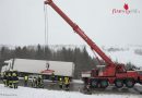 Oö: 40 Tonnen Sattelzug drohte umzustürzen