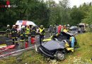 Oö: Fahrzeuglenkerin von Feuerwehr gerettet