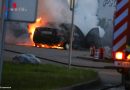 Oö: Fahrzeug im Tankstellenbereich in Vollbrand