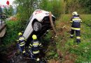 Stmk: Fahrzeug landete nach Verkehrsunfall im Bach