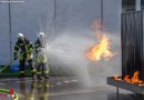 Deutschland: Gasflammen eingefangen → Heißausbildung bei der Feuerwehr Lennestadt