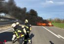 Oö: Autobrand auf der A1 bei Seewalchen