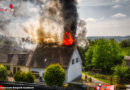 Deutschland: Wohnhaus-Dachstuhlbrand in Bergisch Gladbach