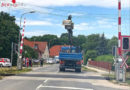 Nö: Lkw erfasste bei Bahnübergang die Oberleitung der Pottendorfer-Linie