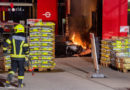 Oö: Feuerwehreinsatz nach Bankomatsprengung in Vorchdorf & vermutl. brennendes Fluchtauto