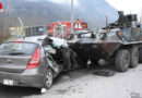 Schweiz: 85-Jähriger kracht mit Auto gegen Radschützenpanzer