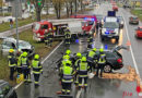 Ktn: Zwei Verletzte bei Autokollision auf regennasser Fahrbahn in Villach