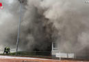 Oö: 14 Wehren bekämpften Tennishallenbrand in Bad Ischl → 15 Kids in Sicherheit gebracht