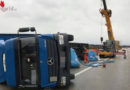 Schweiz: Schäden durch Sturm, Lkw auf Autobahn umgeweht