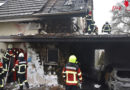 Schweiz: Autobrand erfasst Carport und Wohnhaus