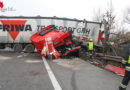 Oö: Fahrerkabine bei Lkw-Unfall auf A1 am Ebelsberger Berg abgerissen