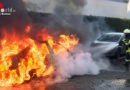 D: Auto in Bochum in Vollbrand